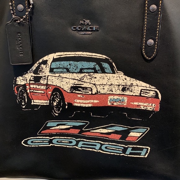 COACH -Coach Limited Edition Z41 Tote - Picture 3 of 12